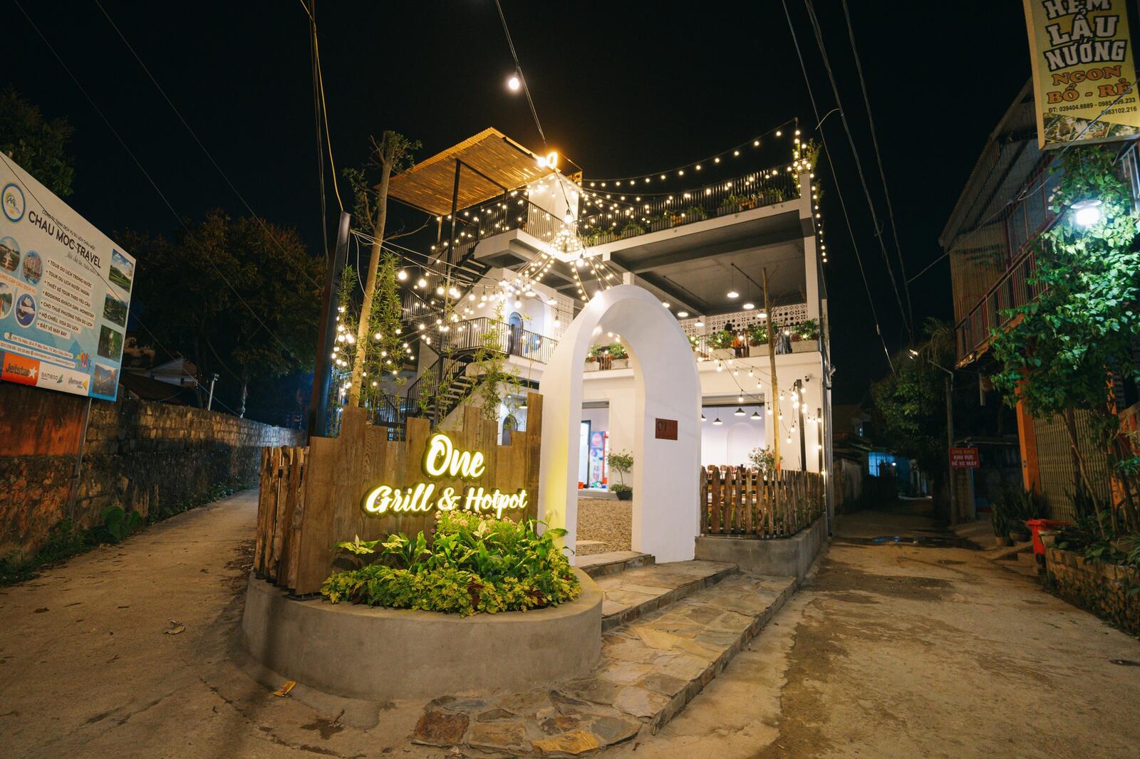 One Grill & Hotpot Mộc Châu