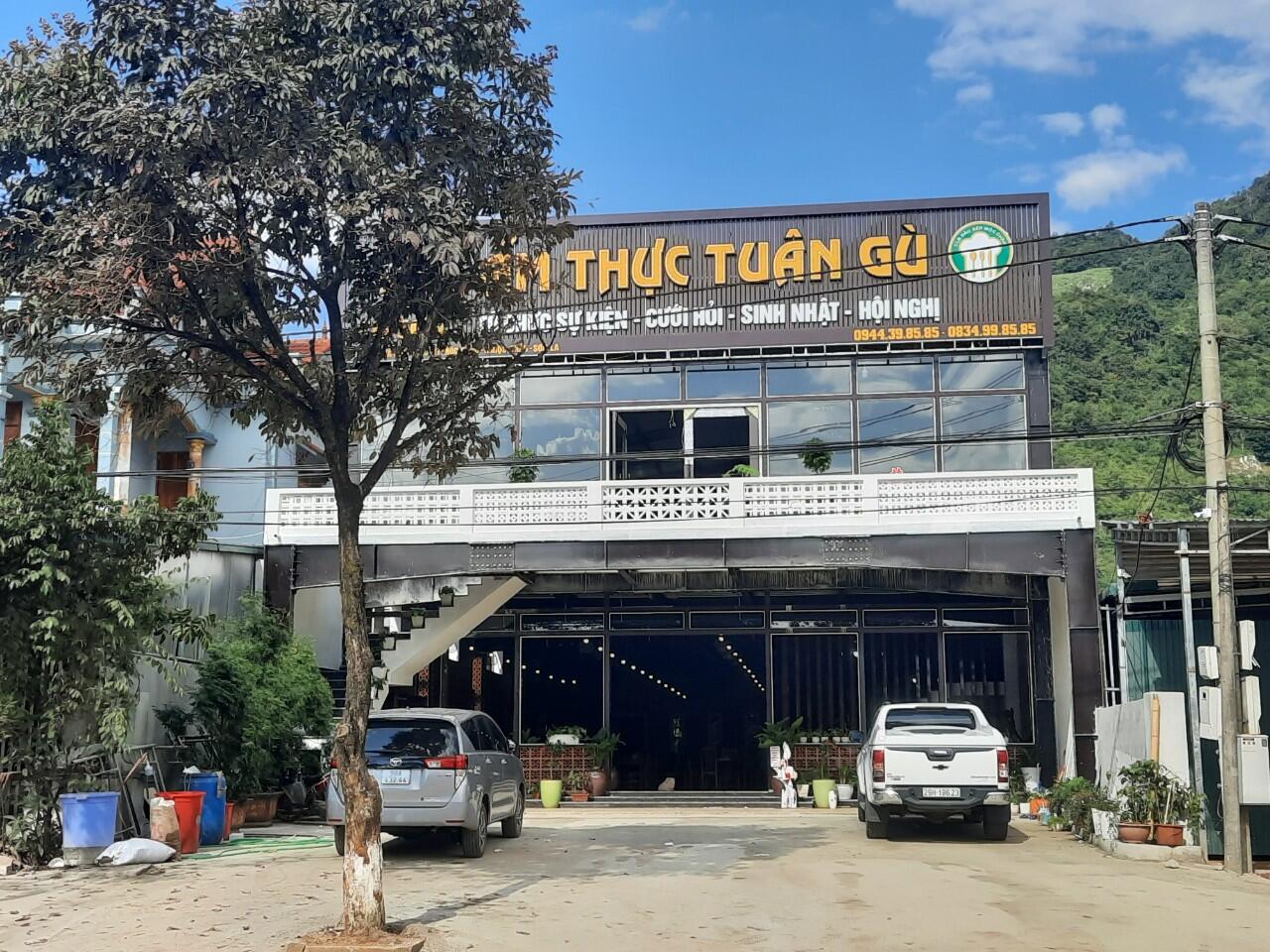 Nhà hàng ẩm thực Tuân Gù cơ sở 1
