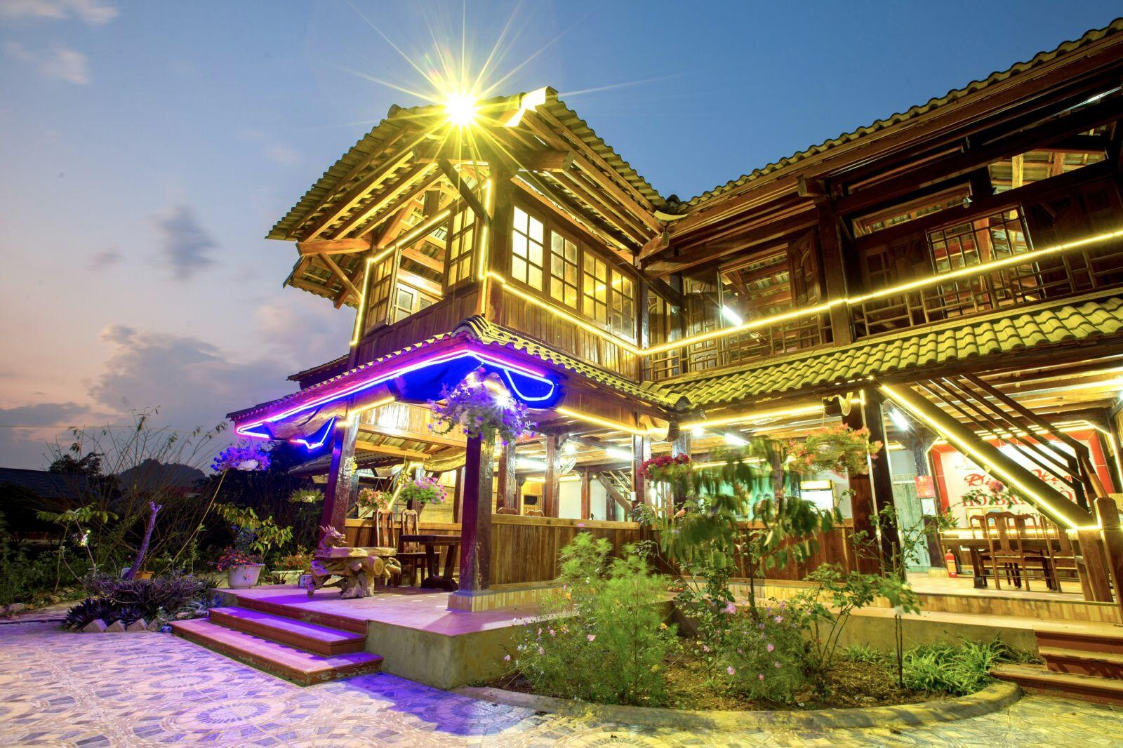 Điểm Hẹn Hồ Bản Mòn Homestay Ẩm Thực Tây Bắc