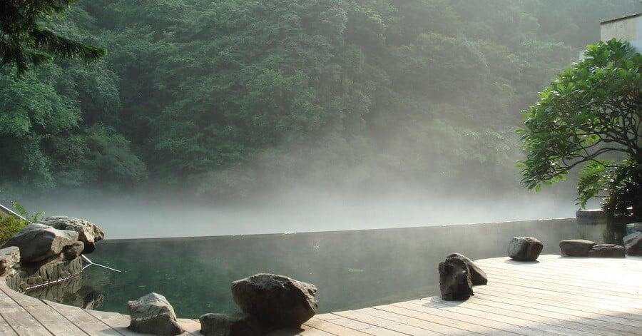 Mong hot spring